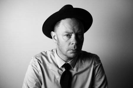 Delaney Davidson travels Europe wíth band this month